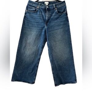 H&M Women’s 12 Mid-Rise Wide Leg Cropped Jeans Medium Blue Wash Classic